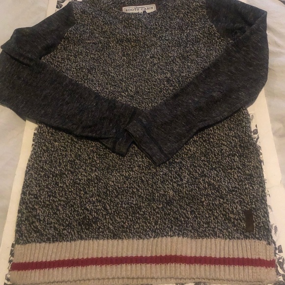 Roots Cabin Sweater - Picture 2 of 7